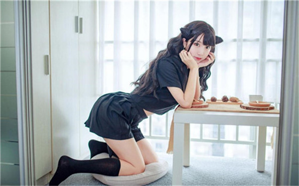 丝瓜草莓视频成年版app:这里有成年人才能看的视频